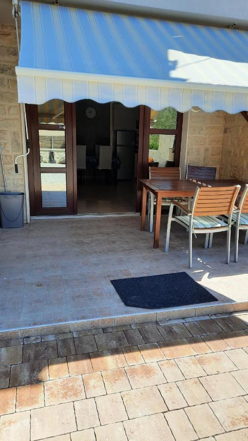 Apartments Bosana XIV Biograd Na Moru Luaran gambar