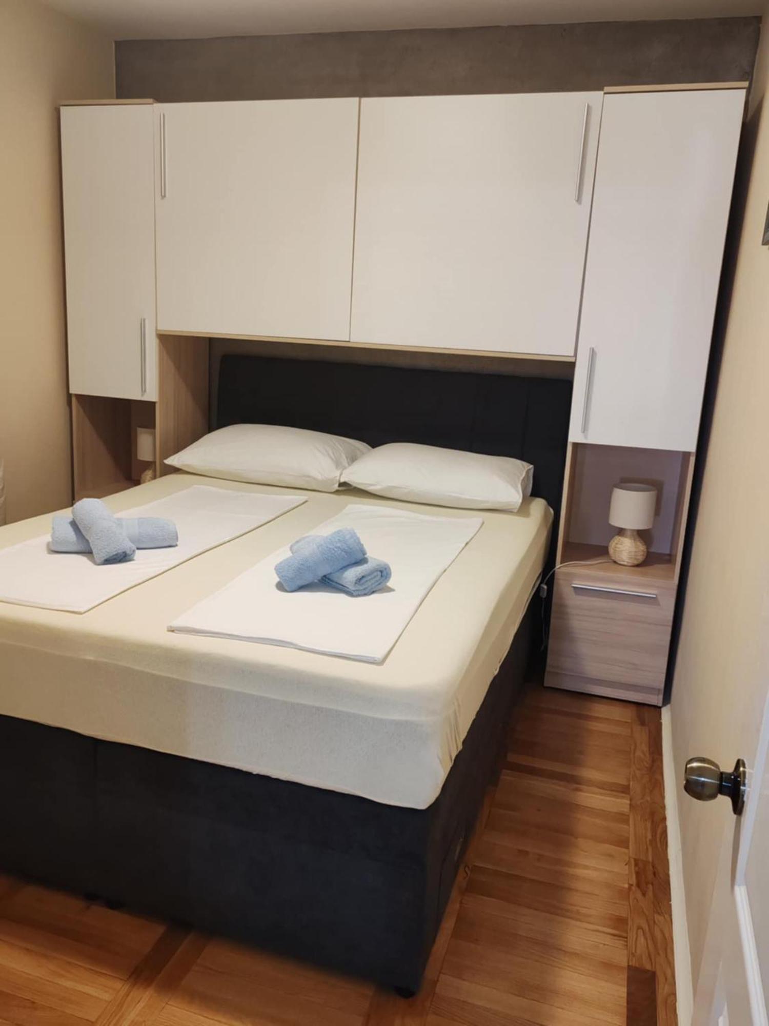 Apartments Bosana XIV Biograd Na Moru Luaran gambar